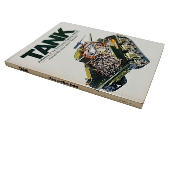 Tank. A History of the Armoured Fighting Vehicle Kenneth Macksey John Batchelor - Picture 4 of 7